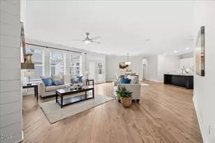 1820 Pinecliff Ct, Fuquay-Varina, NC 27526 - Photo 8