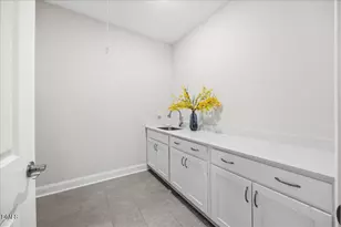 1820 Pinecliff Ct, Fuquay-Varina, NC 27526 - Photo 18