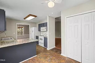 501 Bellmeade Bay Dr, Durham, NC 27703 - Photo 14