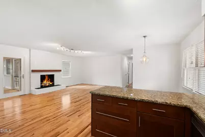 204 Rosehaven Drive, Raleigh, NC 27609 - Photo 12