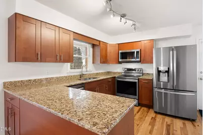 204 Rosehaven Drive, Raleigh, NC 27609 - Photo 10