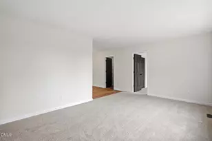 1120 W Pope St, Benson, NC 27504 - Photo 4