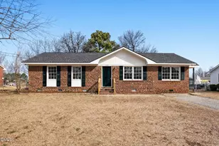 1120 W Pope St, Benson, NC 27504 - Photo 1