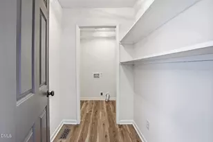 1120 W Pope St, Benson, NC 27504 - Photo 14