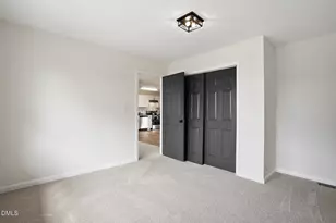 1120 W Pope St, Benson, NC 27504 - Photo 16