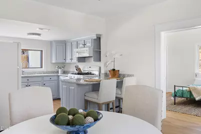 314 W Queen Street, Hillsborough, NC 27278 - Photo 16