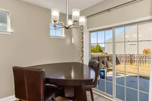 8 Solstice Ln, Garner, NC 27529 - Photo 12