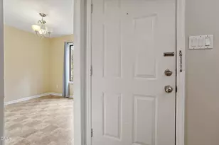 4101 Five Oaks Dr, Durham, NC 27707 - Photo 12