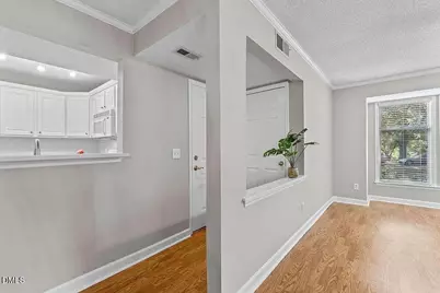 1200 Westview Lane #101, Raleigh, NC 27605 - Photo 2