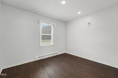 170 Flowers Road, Mount Olive, NC 28365 - Photo 6