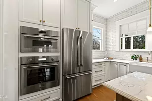 301 Hillsborough St, Chapel Hill, NC 27514 - Photo 26