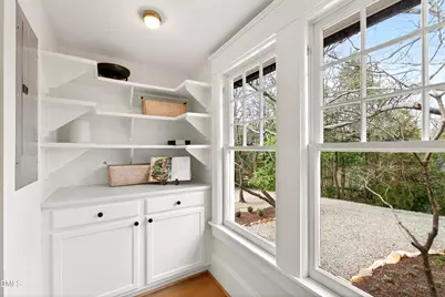 301 Hillsborough Street, Chapel Hill, NC 27514 - Photo 22