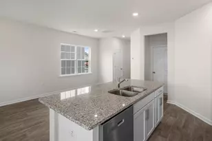 440 Ember St, Sanford, NC 27330 - Photo 8