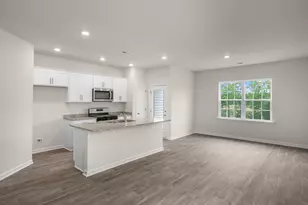 440 Ember St, Sanford, NC 27330 - Photo 10