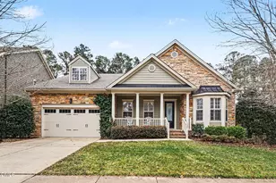 124 Briarfield Dr, Apex, NC 27502 - Photo 2