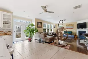 607 Ravenstone Ln, Durham, NC 27703 - Photo 16