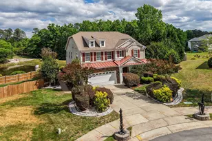 607 Ravenstone Ln, Durham, NC 27703 - Photo 2
