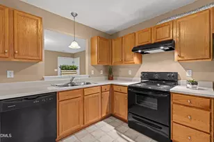 132 Brook Pl, Smithfield, NC 27577 - Photo 10