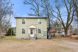 122 Washington St, Lumberton, NC 28358 - Photo 1