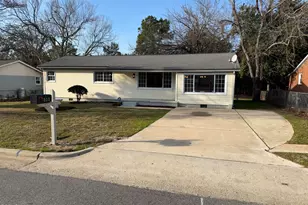 503 Spring Ave, Spring Lake, NC 28390 - Photo 2