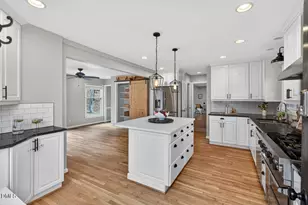 829 Sandlewood Dr, Durham, NC 27712 - Photo 6