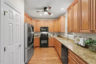 9412 Springdale Dr, Raleigh, NC 27613 - Photo 8