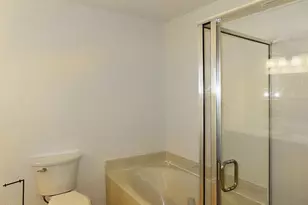 110 Channing Ln, Chapel Hill, NC 27516 - Photo 10