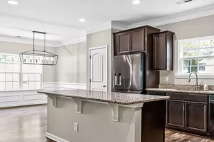 1460 Abercorn Ln, Sanford, NC 27330 - Photo 8