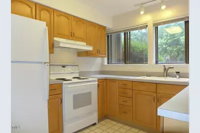 1305 Oak Tree Drive, Chapel Hill, NC 27517 - Photo 10