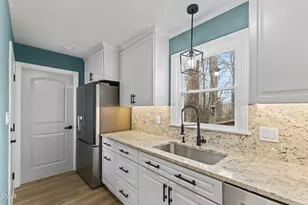 103 Bridgestone Ct, Fuquay Varina, NC 27526 - Photo 12