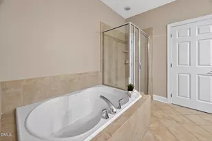 9211 Calabria Dr, Raleigh, NC 27617 - Photo 28