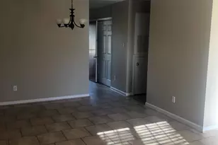 103 Old Spring Hill Ln, Fuquay-Varina, NC 27526 - Photo 4