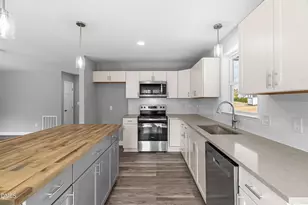 2005 Tanglewood Dr, Clayton, NC 27520 - Photo 16