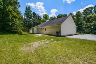 381 Gray Ghost St, Benson, NC 27504 - Photo 32