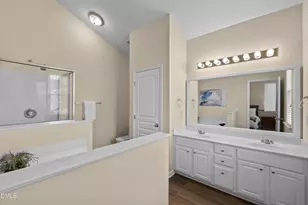 4920 Lady of the Lake Dr, Raleigh, NC 27612 - Photo 24