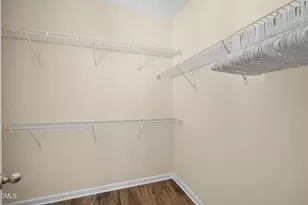 4920 Lady of the Lake Dr, Raleigh, NC 27612 - Photo 34