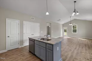 271 McNeil Cir, Dunn, NC 28334 - Photo 20