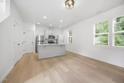 2811 Wilcox Street #103, Raleigh, NC 27607 - Photo 2