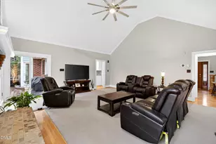 3735 Stoneybrook Dr, Durham, NC 27705 - Photo 8