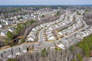 266 Joshua Glen Ln, Cary, NC 27519 - Photo 2