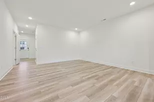 949 Kensley Grv Ln, Fuquay Varina, NC 27526 - Photo 8