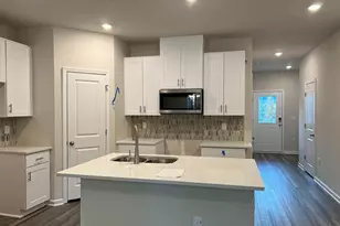 926 Clearhaven Ln, Fuquay-Varina, NC 27526 - Photo 8