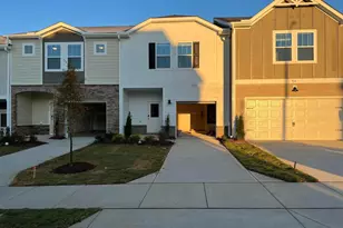 926 Clearhaven Ln, Fuquay-Varina, NC 27526 - Photo 1