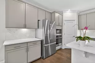 2552 Hayes Hill Pl, Cary, NC 27519 - Photo 16