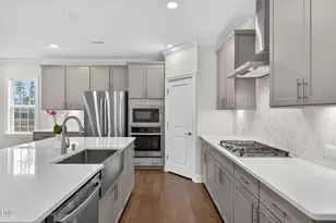 2552 Hayes Hill Pl, Cary, NC 27519 - Photo 14