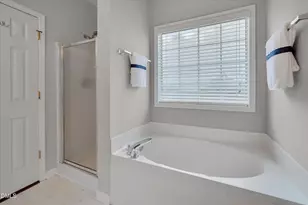 5516 Neuse Wood Dr, Raleigh, NC 27616 - Photo 14