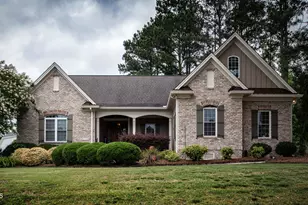 2109 Taramar Ln, Zebulon, NC 27597 - Photo 2