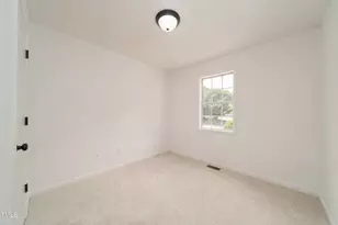 4258 Kaplan Dr, Raleigh, NC 27606 - Photo 10