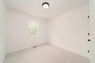 4258 Kaplan Dr, Raleigh, NC 27606 - Photo 12