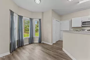 8318 Umstead Rd, Fayetteville, NC 28304 - Photo 16